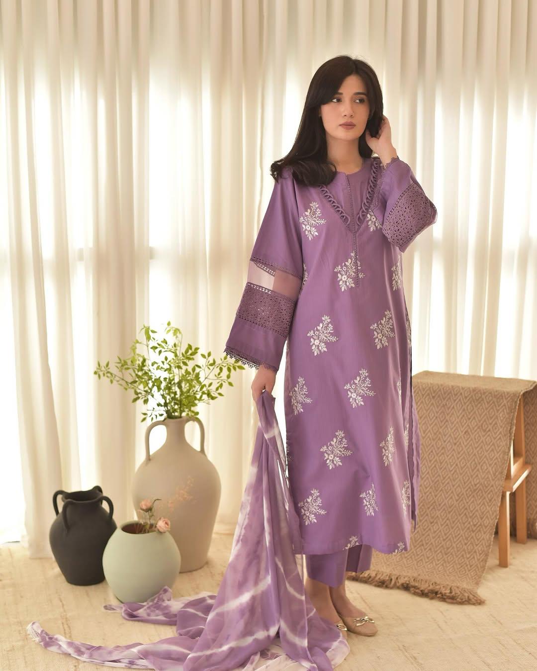 Horiya Lawn 3pc