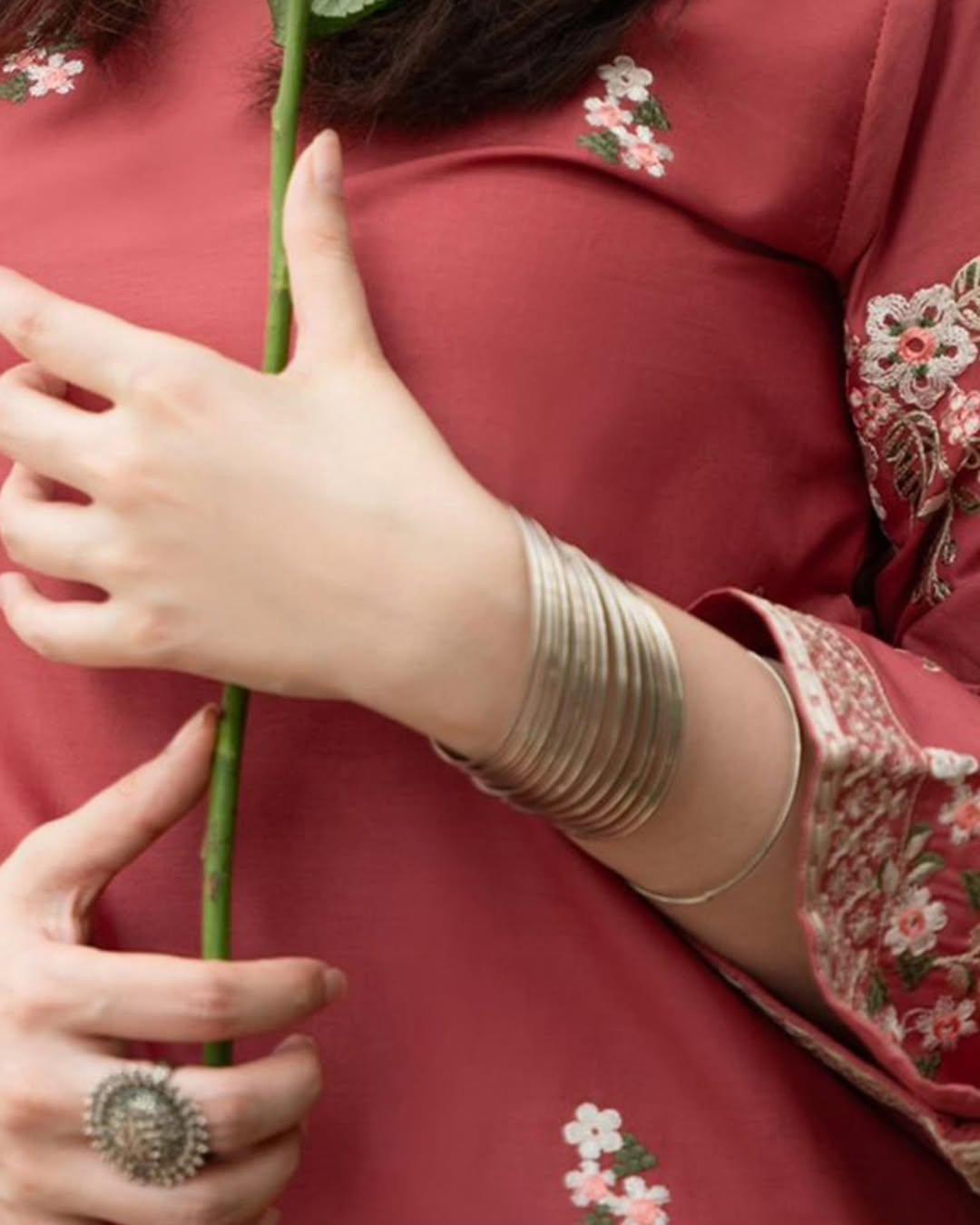 Dure Fishan Emb 2pc - Riwaiti Rang